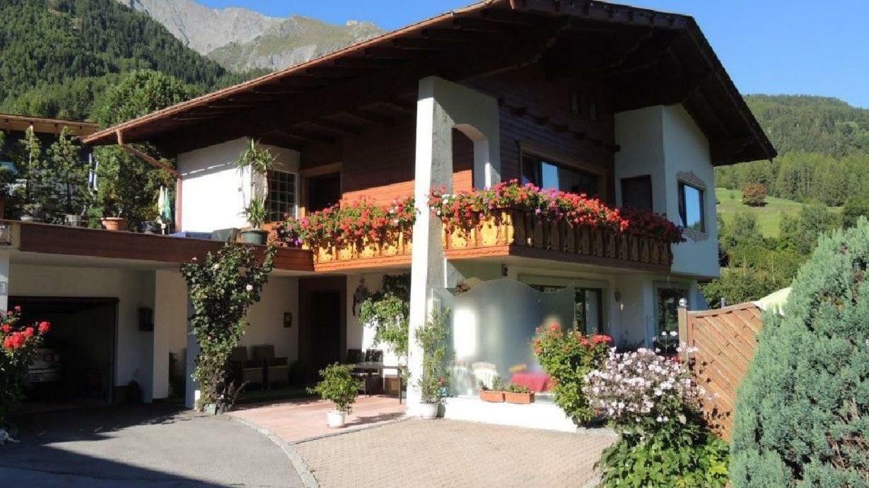 Gaestehaus Kratzer Virgen Exterior photo